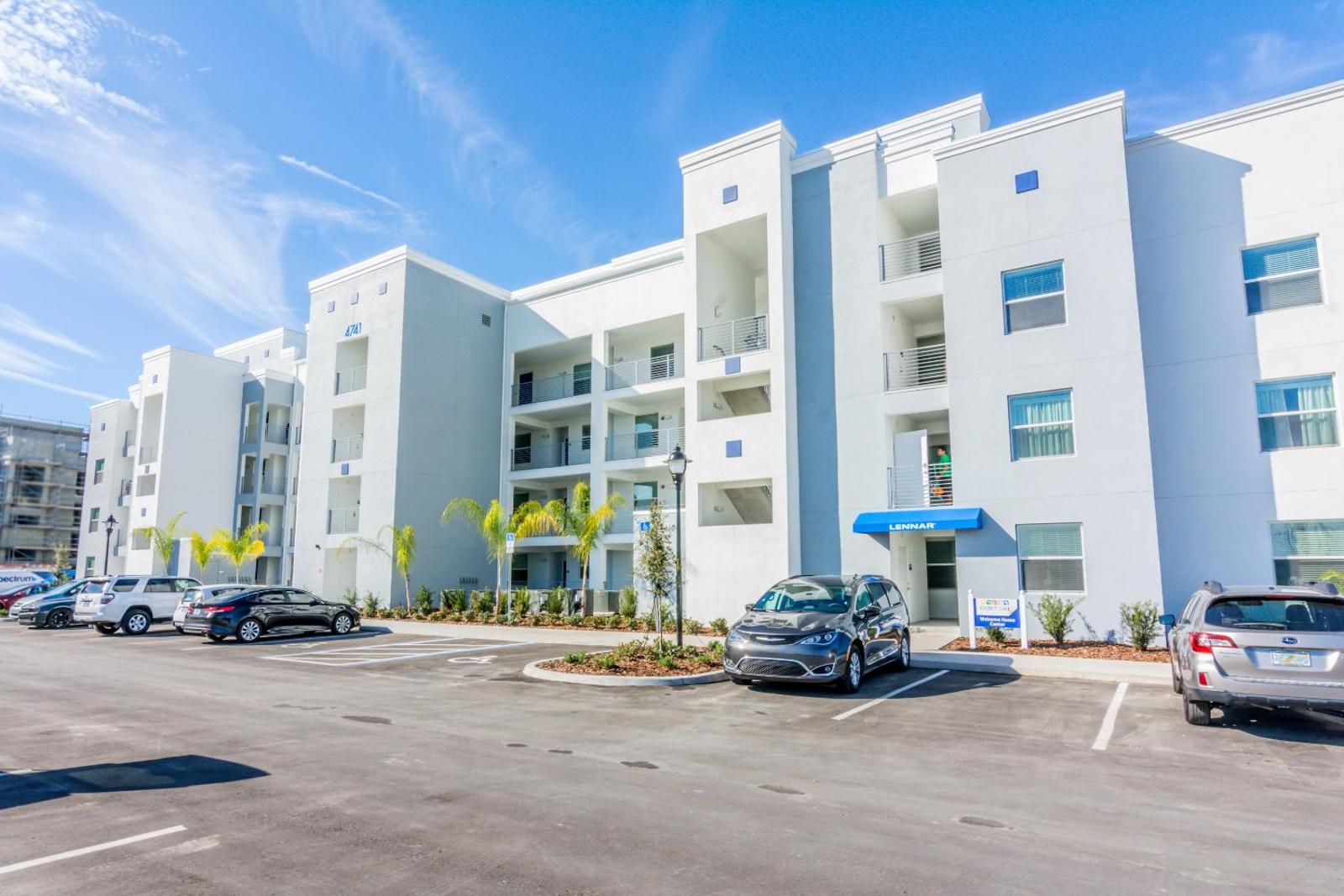 Deluxe Apartment at Storey Lake (243546) Main image 1